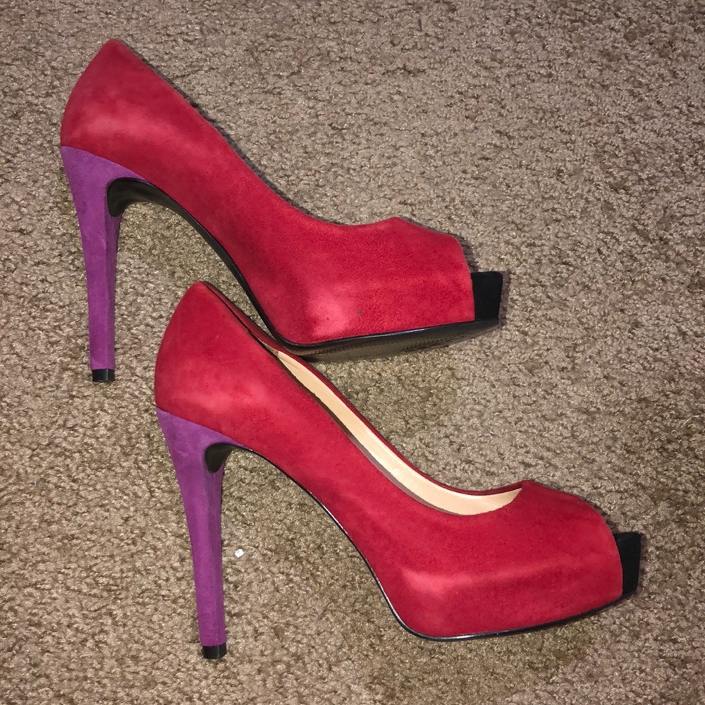 Guess color block peeptoe pumps